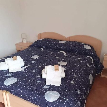 Hotel Bena E Traes Laerru Eksteriør bilde