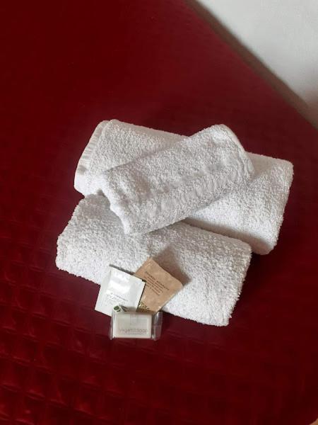 Hotel Bena E Traes Laerru Eksteriør bilde